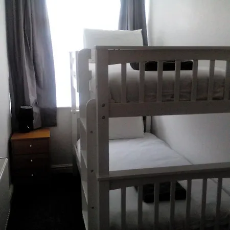 Aindale Pensionat 3*