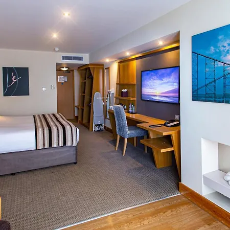 The Big Blue - Pleasure Hotell 4*