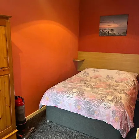 Lindisfarne - Families & Couples Only * Blackpool