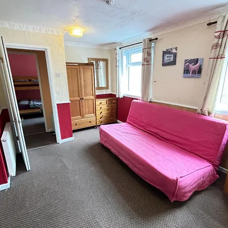 Lindisfarne - Families & Couples Only * Blackpool