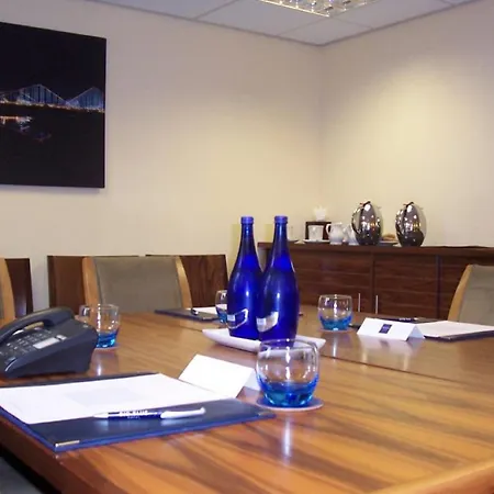 The Big Blue - Pleasure Hotell