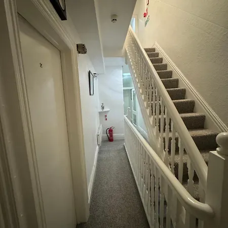 Number 40 Hotel