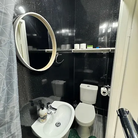 Number 40 Hotel 3*