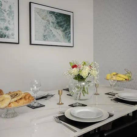 The Place By Sasco - Free Parking Apartment