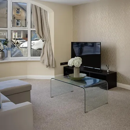 The Place By Sasco - Free Parking Apartment