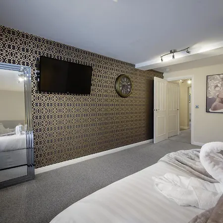 The Place By Sasco - Free Parking Apartment Blackpool