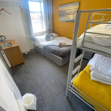Bradburys Of Hotel 4*