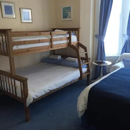 Marlow 3* Blackpool
