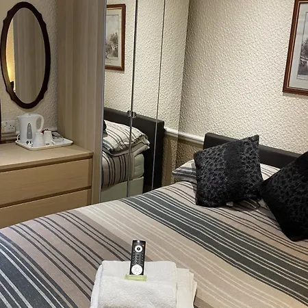 Grange House 3*