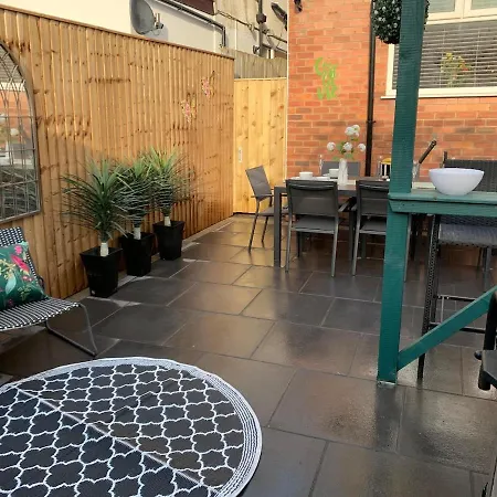 Tower - Hot Tub Sleeps 14 Nyaraló Blackpool