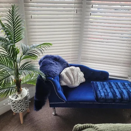 Nyaraló Tower - Hot Tub Sleeps 14 Blackpool