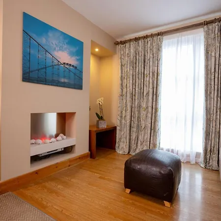 The Big Blue - Pleasure Hotell Blackpool