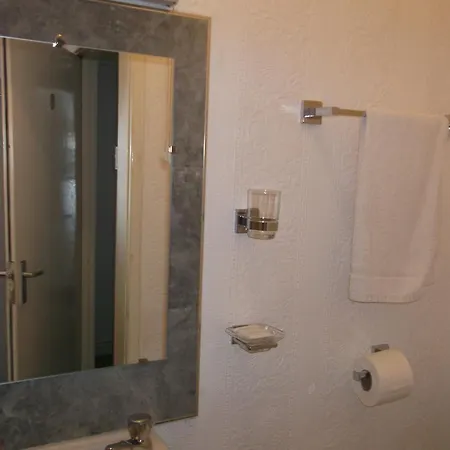 Holmeleigh Bed & Breakfast Blackpool