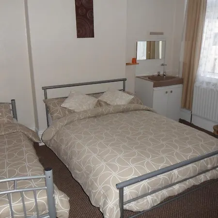 Appleton 3* Blackpool