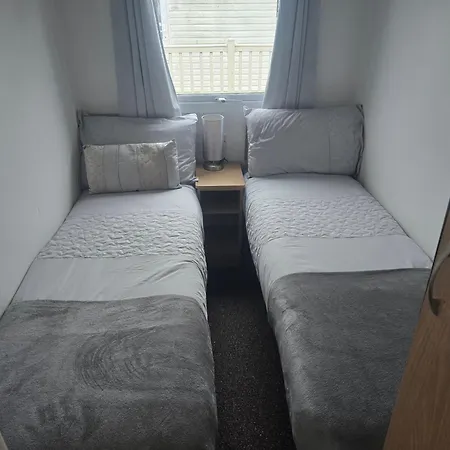 12a Mill View 4 Bed Static Caravan Marton Mere Holiday home Blackpool
