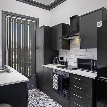 לינה וארוחת בוקר The Coaster Loft By Stamp Sa בלקפול