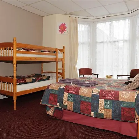 Maydene Блэкпул
