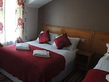 Hotell White House 2*