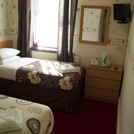 Wellington 2* Blackpool