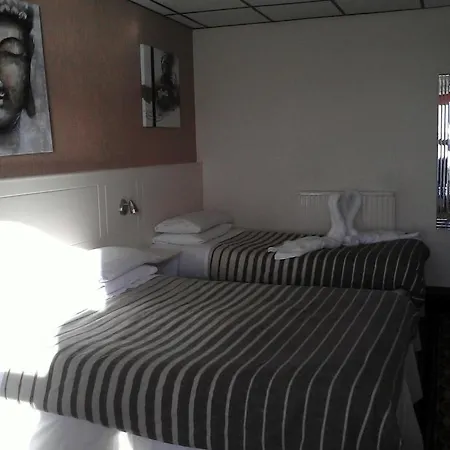 The Baron Guest house 4*