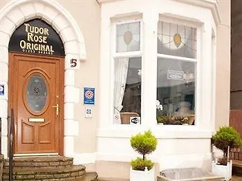 Tudor Rose Original 3*