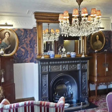 The Lonsdale Guest house 2*