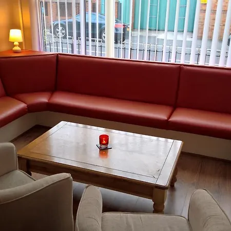 Northern Star 3* Blackpool