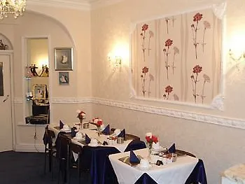 The Golden Sands Pensionat Blackpool