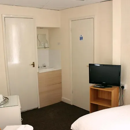 Hotel The Colwyn - Near Pleasure 2*