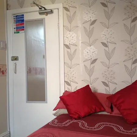 The Peerless 3* Blackpool