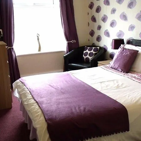 Bed and breakfast Benson - Small Families & Couples Only Blackpool