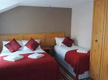 White House Hotell 2*