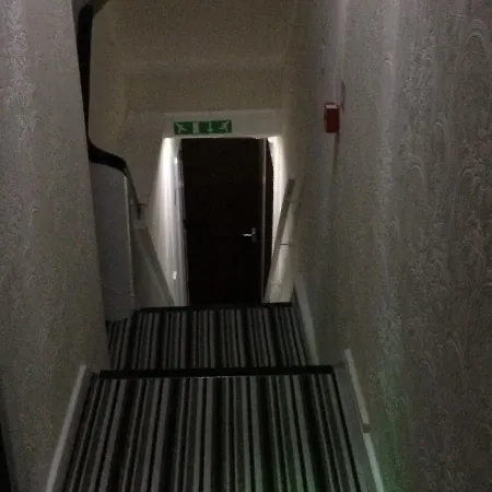 The Oxfordshire Hotel 3*