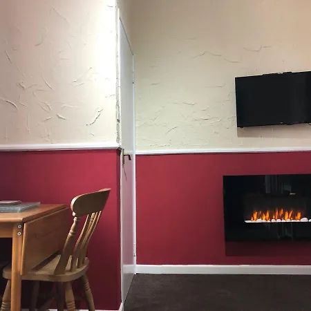 Lindisfarne - Families & Couples Only Appartement Blackpool
