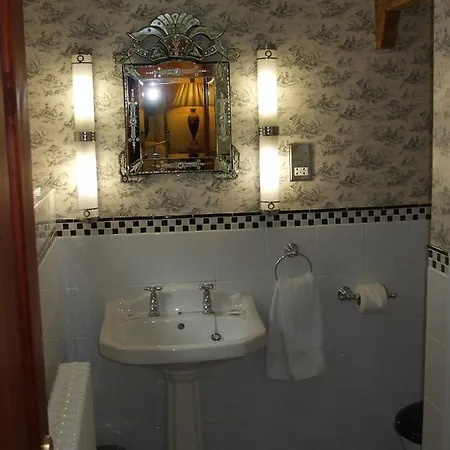 The Lonsdale Guest house Blackpool