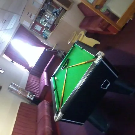 Dering 3* Blackpool