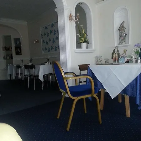 The Golden Sands Pensionat 4*