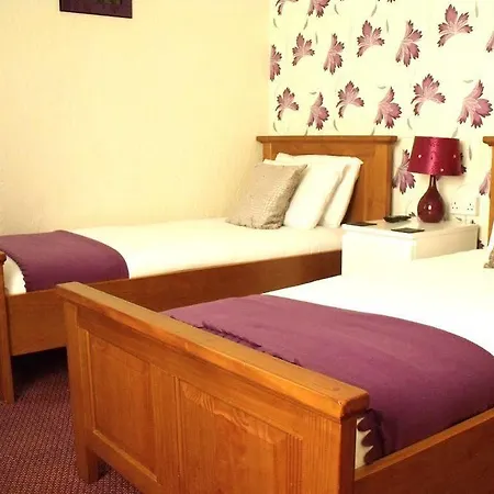 Benson - Small Families & Couples Only Bed and breakfast 3*