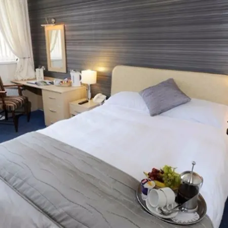 Otel Briardene