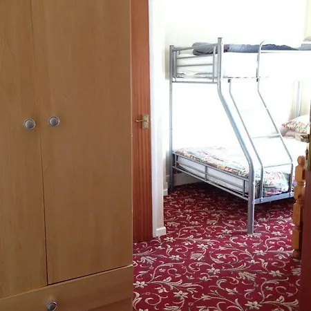 The Stone House Отель 2*