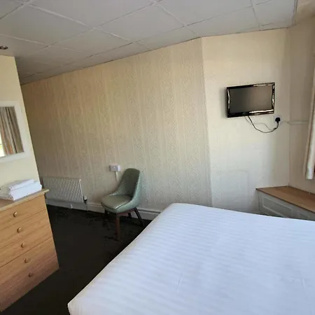 The Colwyn - Near Pleasure Hotel 2*