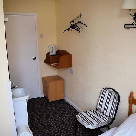 The Clarendon Showtel Hotel