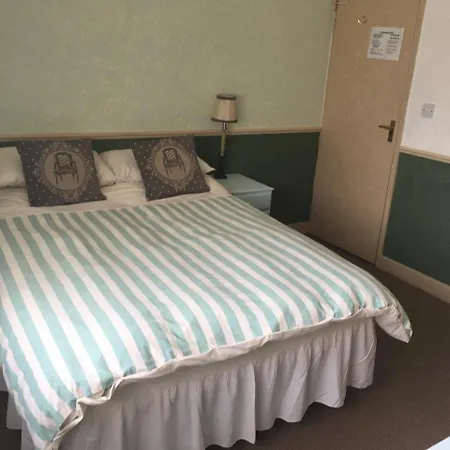 Kingsbury Hotel