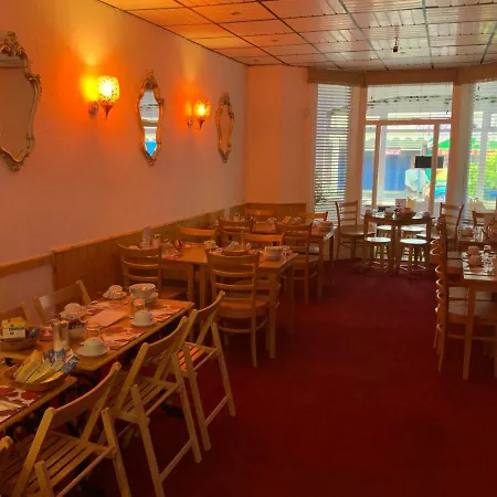 丹尼斯考特酒店 酒店 黑潭