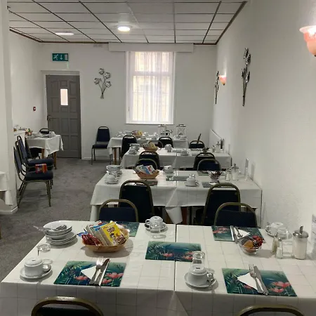 丹尼斯考特酒店 黑潭