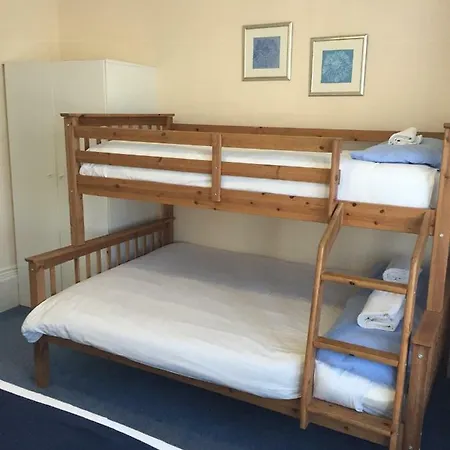 Marlow 3* Blackpool