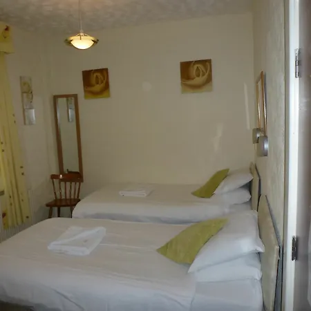 Lindum Guest house 2*