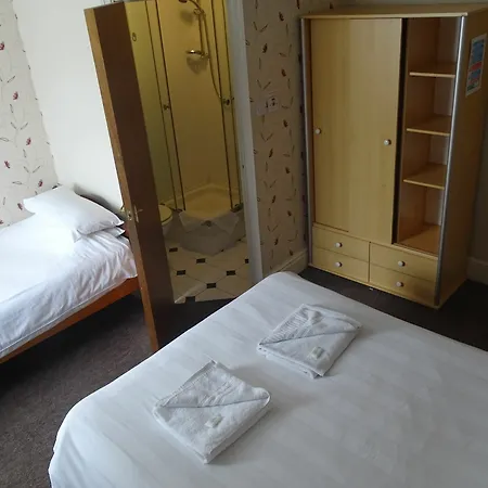 Lindum Guest house