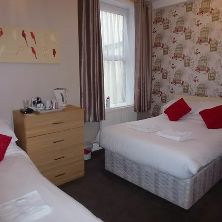 Lindum Guest house Blackpool