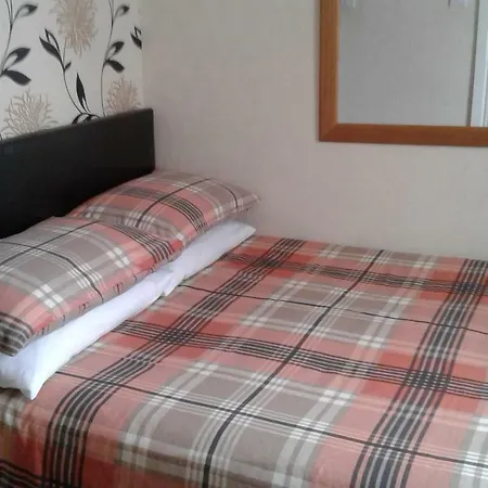 Roachvale Guest house 3*